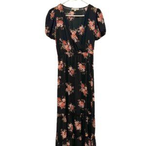 NWOT Floral Print V neck summer dress